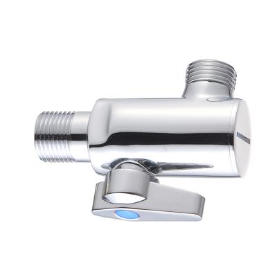 High flow rate filtered angle valve