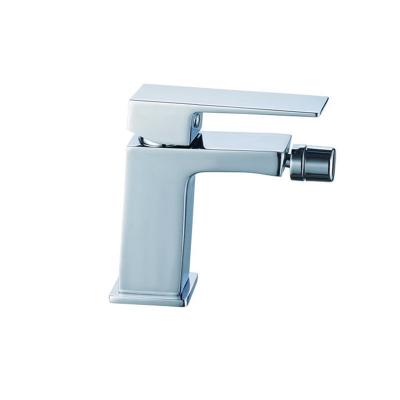 Square bidet faucet